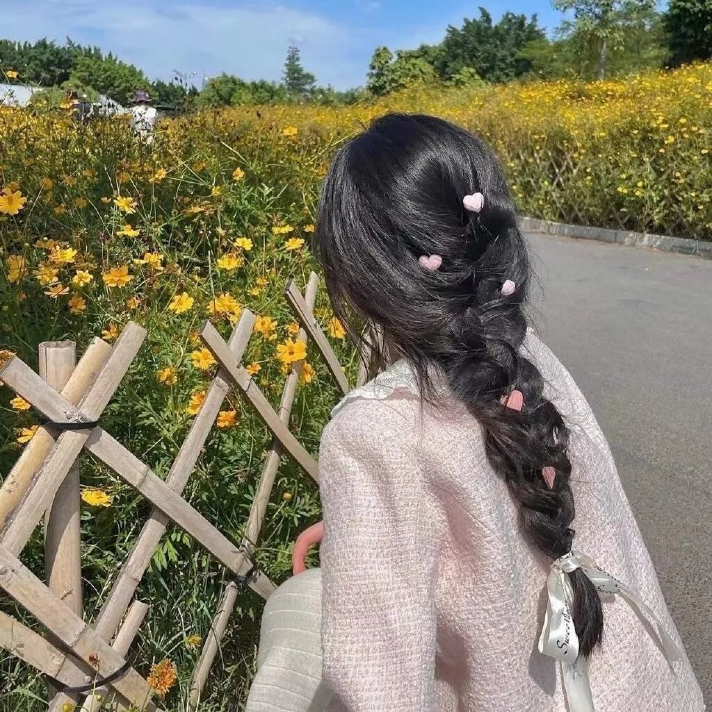 偷听小龙女心声后，全家躺赢